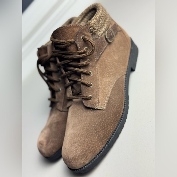 Rugged Outback Suede Lace Up Boots size 11 - Picture 1 of 7